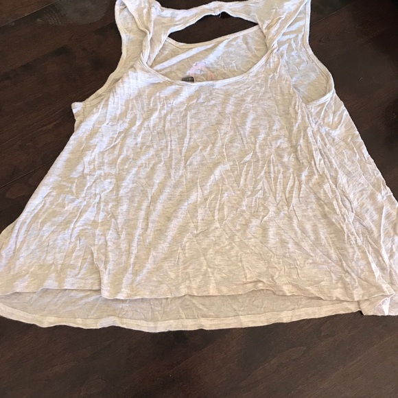 Shirts - Picture 5 of 5